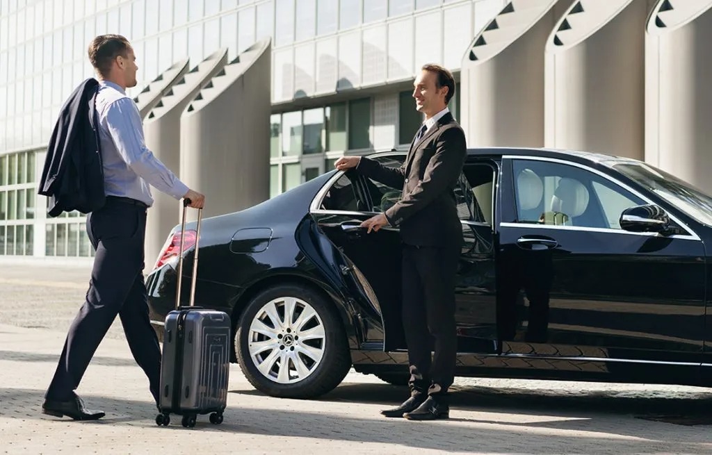 Book a Reliable Car Service from Vancouver Airport for Smooth Travel