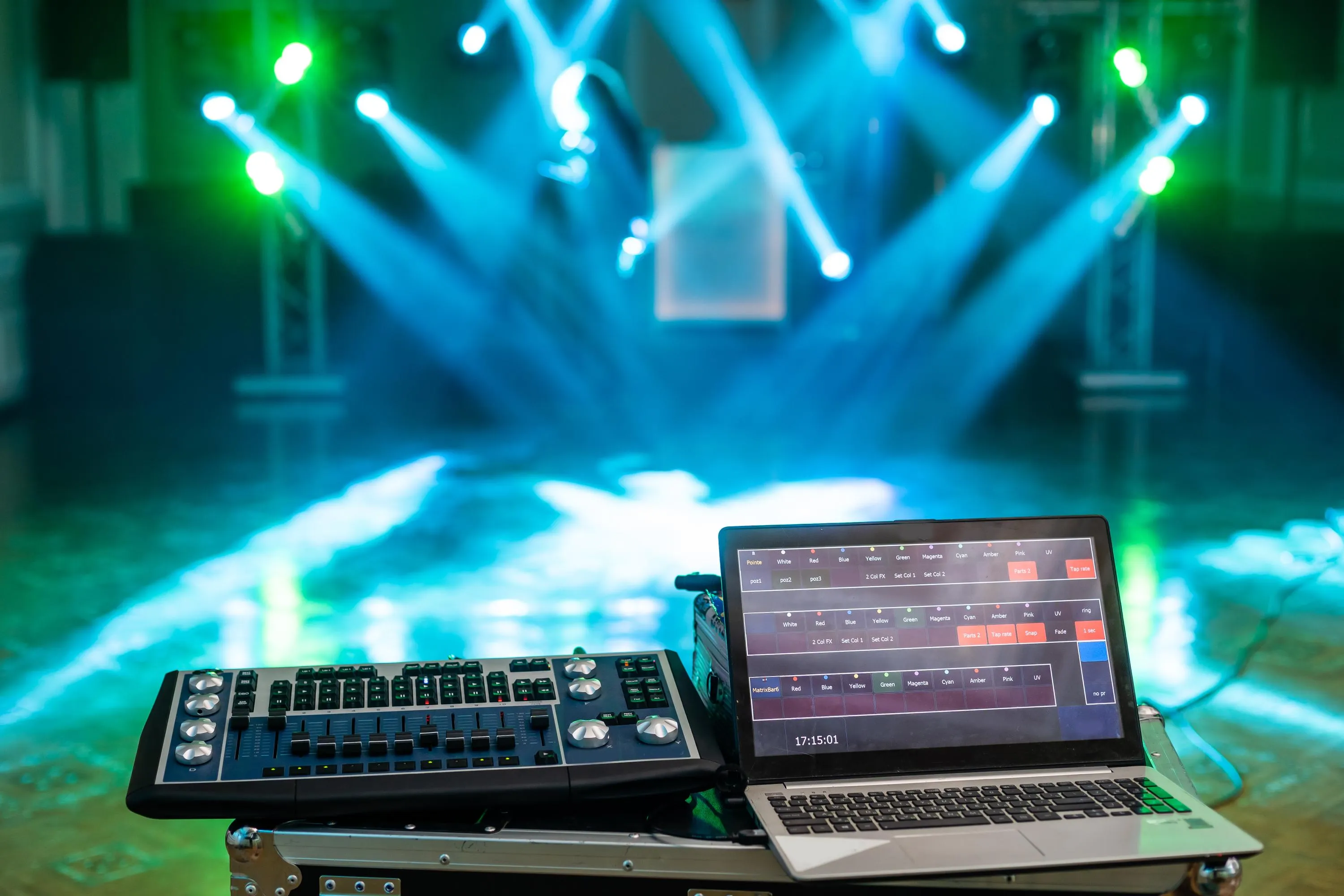 Corporate Audio Visual Services to Simplify Complex Event Tech